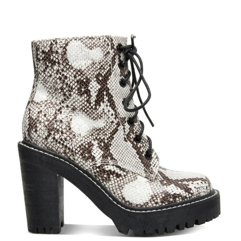 Madden Girl Archiee Snakeskin Lug Sole Heeled Combat Boots Black White Size 6